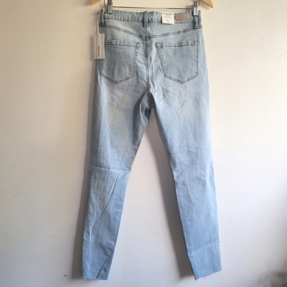 NEW! BLANK NYC, The Great Jones High Rise Button Fly Skinny Stretch Jeans, 29 - Picture 2 of 12